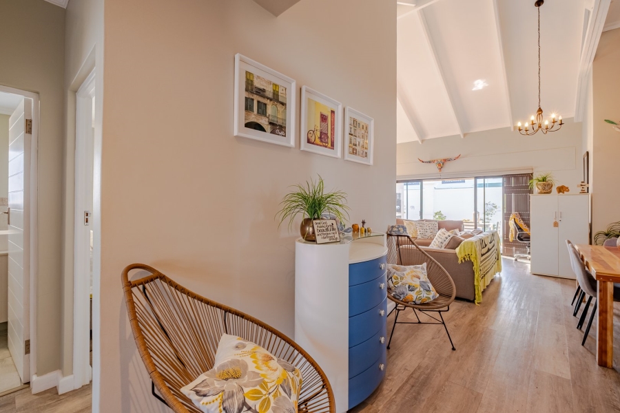 3 Bedroom Property for Sale in Sandbaai Western Cape
